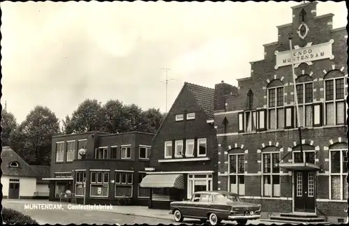 Ak Muntendam Groningen, Confectiefabriek, Auto