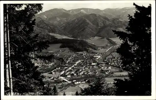 Ak Leoben Steiermark, Ort von Holzbauern gesehen