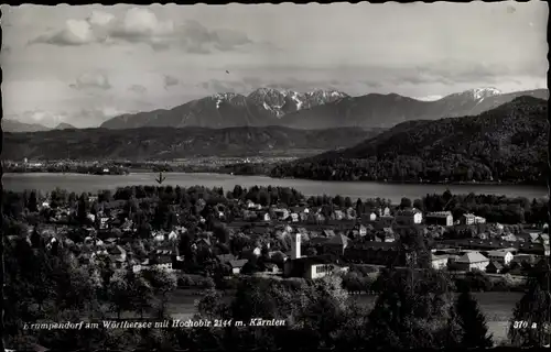 Ak Krumpendorf am Wörthersee Kärnten, Gesamtansicht mit Hochobir