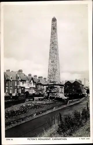 Ak Carmarthen Wales, Picton's Monument