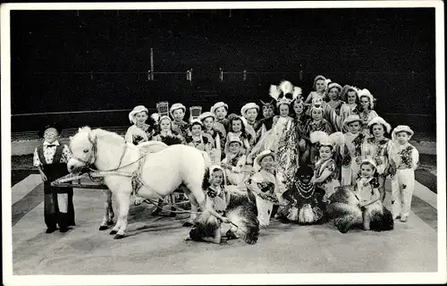 Ak C.H. Schäfers Zirkus Stadt Liliput, München Solln, Memlingstraße 11, Pony, Gruppenbild