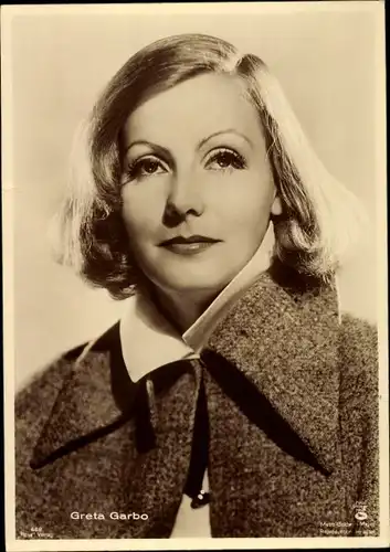 Ak Schauspielerin Greta Garbo, Portrait