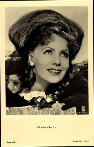 Ak Schauspielerin Greta Garbo, Portrait