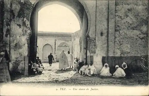 Ak Fès Fez Marokko, Une seance de Justice