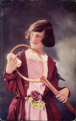 Ak Portrait einer Frau mit Tennisschläger