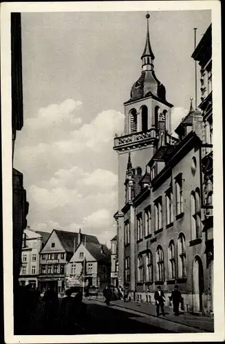 Ak Güstrow in Mecklenburg, Postamt, Straßenansicht