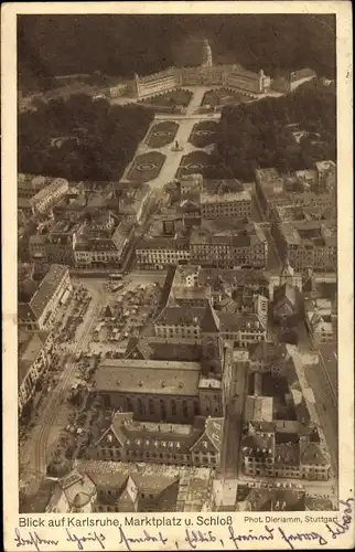 Ak Karlsruhe, Fliegeraufnahme von Marktplatz und Schloss