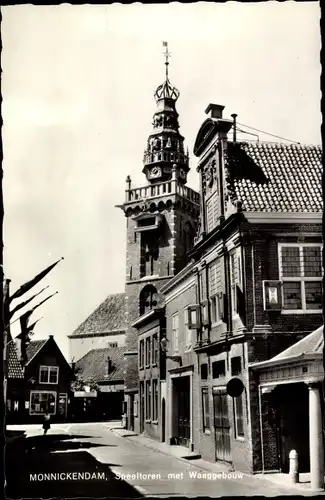 Ak Monnikendam Waterland Nordholland Niederlande, Speeltoren met Waaggebouw