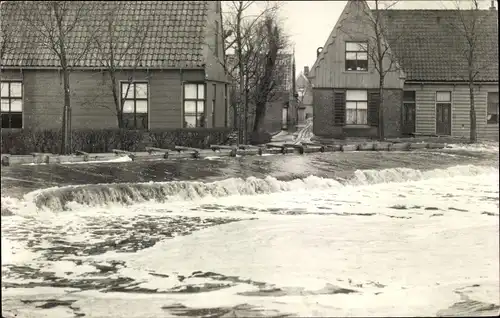 Foto Ak Koog aan de Zaan Nordholland Niederlande, Hochwasser