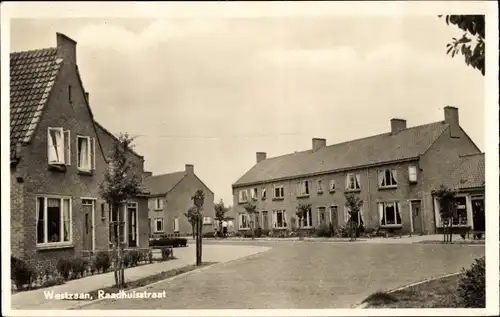 Ak Westzaan Zaanstad Nordholland Niederlande, Raadhuisstraat