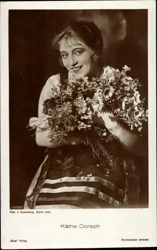 Ak Schauspielerin Käthe Dorsch, Portrait, Ross Verlag 3977 1