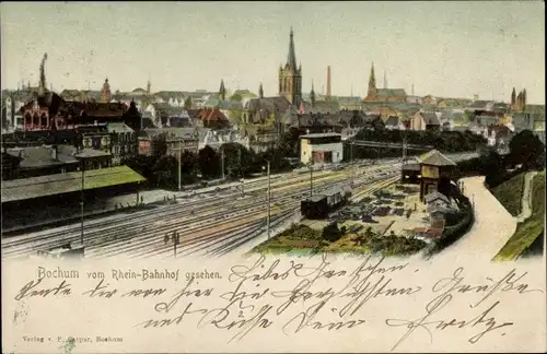 Ak Bochum im Ruhrgebiet, Blick auf die Stadt vom Rheinbahnhof aus, Gleisseite