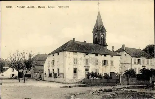 Ak Angevillers Moselle, Mairie Église, Presbytère