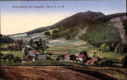 Ak Waltersdorf Großschönau Oberlausitz, Blick zum Ort mit Lausche