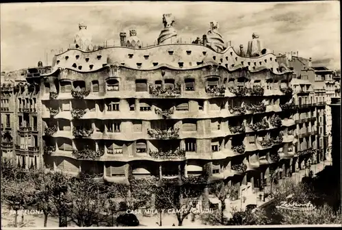Ak Barcelona Katalonien Spanien, Casa Mila y Camps, Gaudi