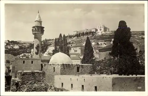 Ak Nazareth Israel, Teilansicht der Stadt, Blick hoch zum Berg