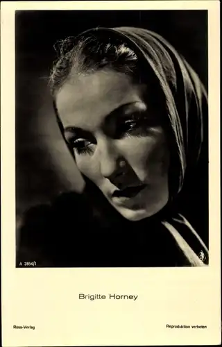 Ak Schauspielerin Brigitte Horney, Portrait
