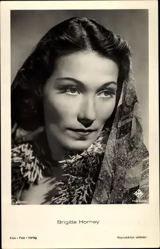Ak Schauspielerin Brigitte Horney, Portrait, UFA