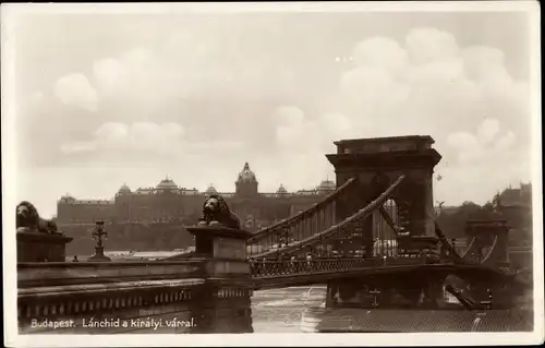 Ak Budapest Ungarn, Kettenbrücke mit der königl. Burg