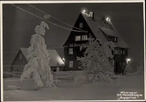 Foto Ak Zug Freiberg in Sachsen, Fremdenheim Zugspitze, Winternacht