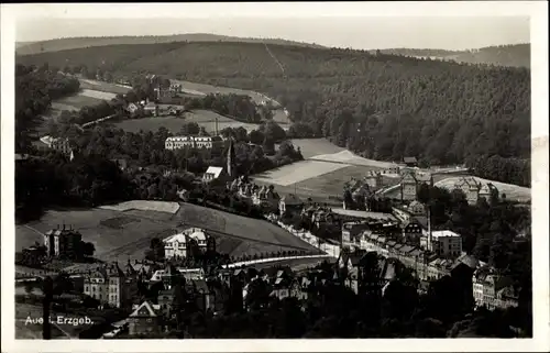 Ak Aue im Erzgebirge Sachsen, Teilansicht der Stadt, Kirche, Wohnhäuser, Fabrik