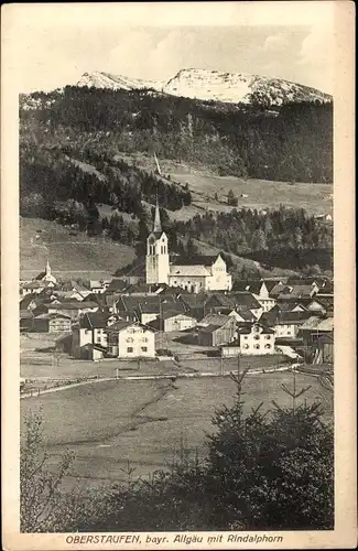 Ak Oberstaufen im Allgäu, Panorama mit Rindalphorn, Kirche