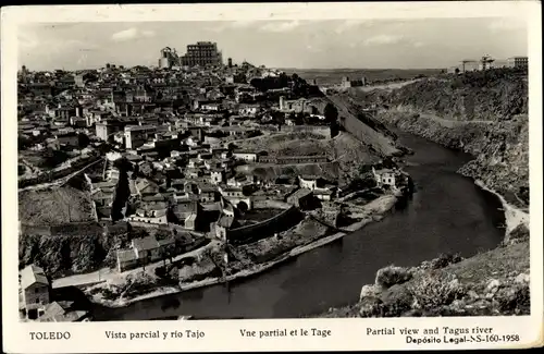 Ak Toledo Kastilien La Mancha Spanien, Vista parcial y rio Tajo