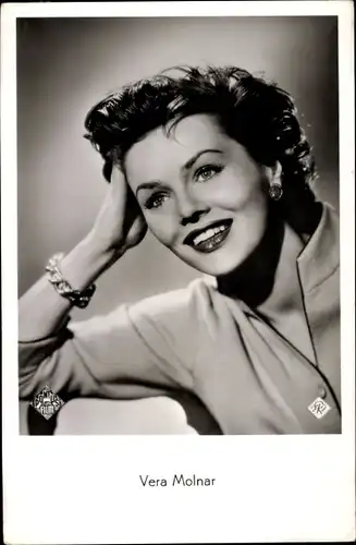 Ak Schauspielerin Vera Molnar, Portrait