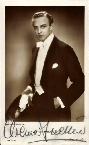 Ak Schauspieler Werner Fuetterer, Portrait, Autogramm