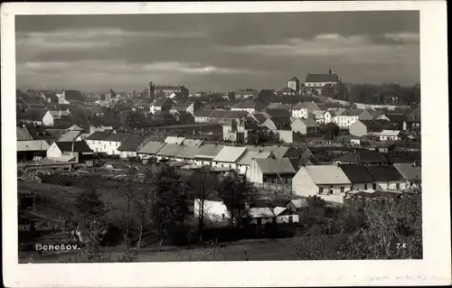 Foto Ak Benešov Beneschau Mittelböhmen, Blick auf den Ort
