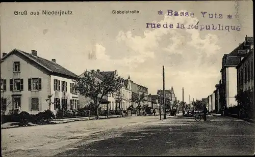 Ak Basse Yutz Niederjeutz Jeutz Lothringen Moselle, Siebelstraße