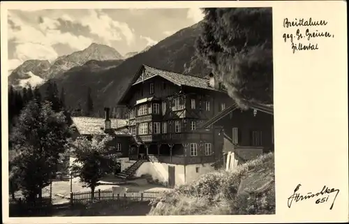 Ak Breitlahner gegen Großen Greiner im Zillertal, Ortspartie, Pension, Fotograf Hans Hruschka