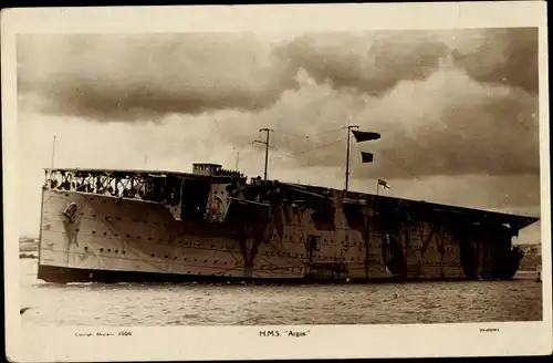 Foto Ak Britisches Kriegsschiff, HMS Argus, Flugzeugträger