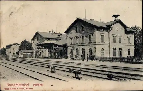 Ak Großröhrsdorf in Sachsen, Bahnhof, Gleisansicht