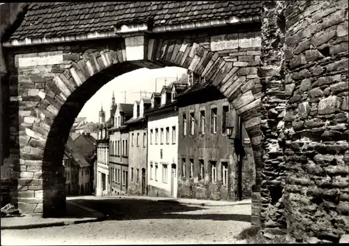 Ak Freiberg in Sachsen, Torbogen am Donatsturm mit Donatsgasse