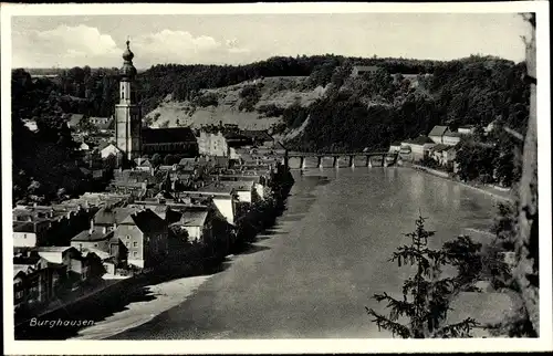 Ak Burghausen an der Salzach Oberbayern, Teilansicht der Stadt, Brücke