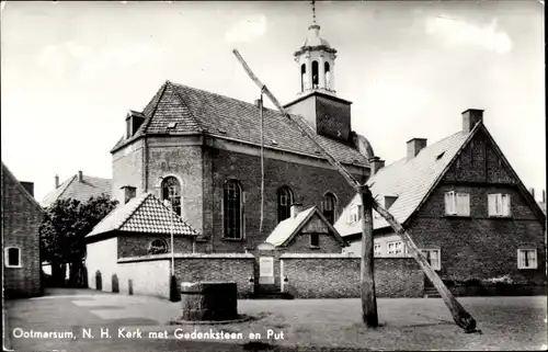 Ak Ootmarsum Twente Overijssel Niederlande, N. H. Kerk met Gedenksteen en Put