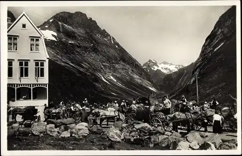 Ak Norangsdal Norwegen, Hotel, Fivelstadhaugen, Kutschen, Gebirge