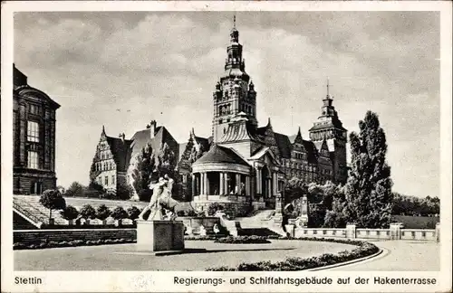 Ak Szczecin Stettin Pommern, Regierungs- und Schifffahrtsgebäude auf der Hakenterrasse