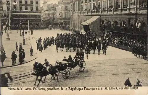 Ak Bruxelles Brüssel, Visite de Armand Fallieres a Albert, roi des Belges