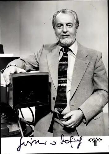 Ak Prof. Hoimar von Ditfurth, Arzt, Fernsehmoderator, populärwissenschaftlicher Autor, Autogramm