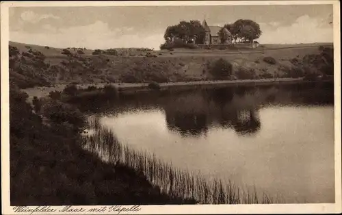 Ak Schalkenmehren in der Eifel, Weinfelder Maar, Kapelle