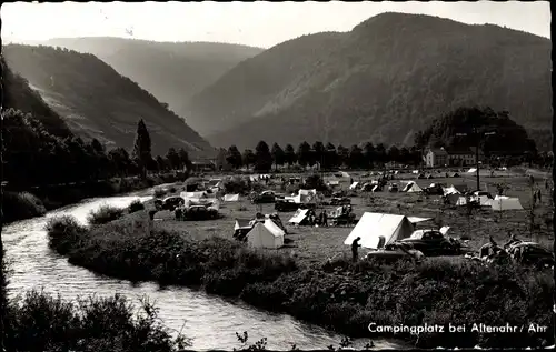 Ak Altenahr im Kreis Ahrweiler Rheinland Pfalz, Campingplatz im Tal, Zelte