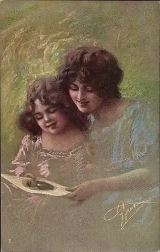Künstler Ak Mutter und Tochter betrachten ein Portrait