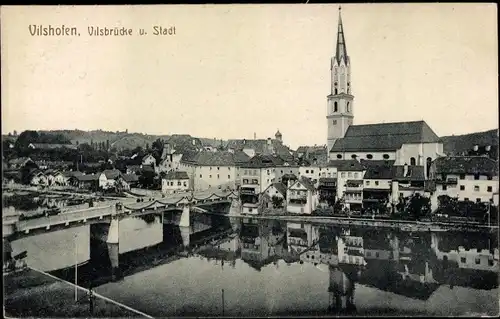 Ak Vilshofen an der Donau Niederbayern, Vilsbrücke und Stadt