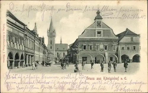 Ak Dvůr Králové nad Labem Königinhof Region Königgrätz, Rathaus, Marktplatz, Kirche