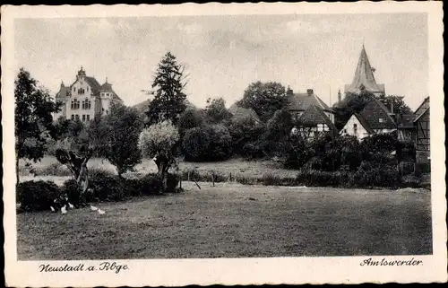 Ak Neustadt am Rübenberge in Niedersachsen, Amtswerder, Fachwerkhäuser, Kirchturm