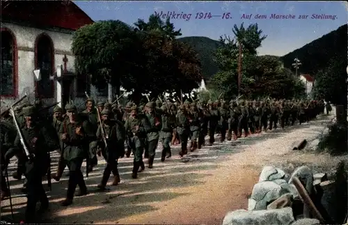 Ak Deutsche Soldaten in Uniformen, Auf dem Marsch zur Stellung, I WK