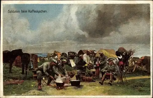 Ak Deutsche Soldaten in Uniformen beim Kaffeekochen, I WK