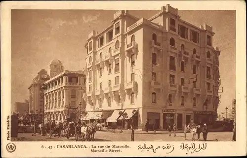 Ak Casablanca Marokko, Blick in die Rue de Marseille, Straßenpartie, Kutsche